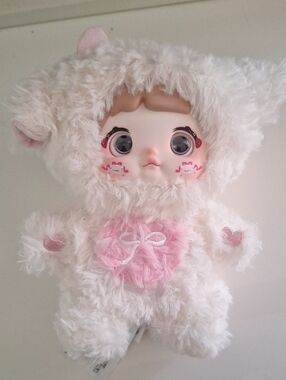 Nommi lovelyness never ends lamb